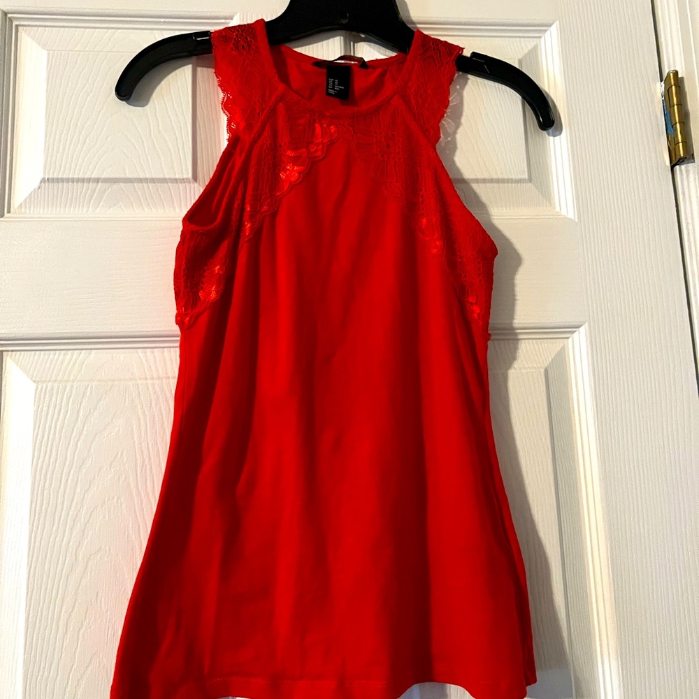 H&M red top